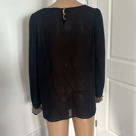 Double zero sheer top with gold accents size medium item 06-04 - Picture 6 of 9